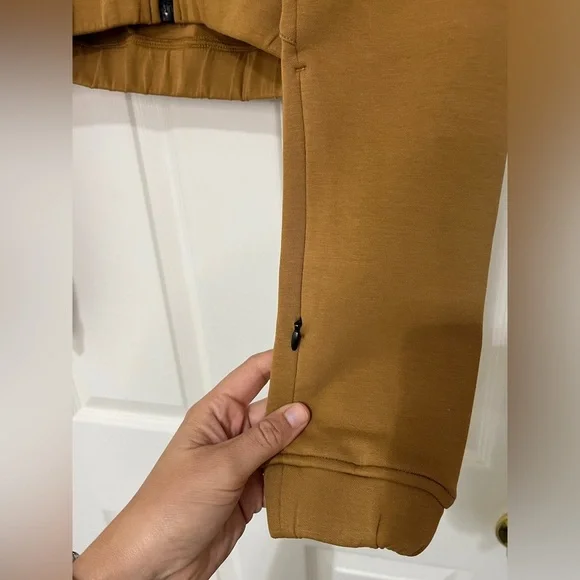 Alphalete NWOT ELMTS Full-Zip Crop Jacket Oversized - Picture 7 of 8